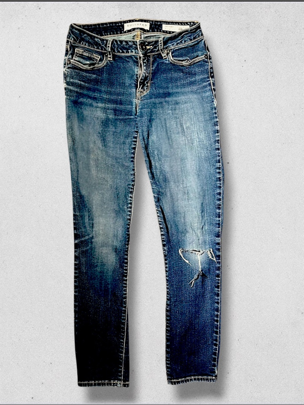 Bullhead Distressed Ankle Crop Jeans in Faded Blue Ankle Short size 3
